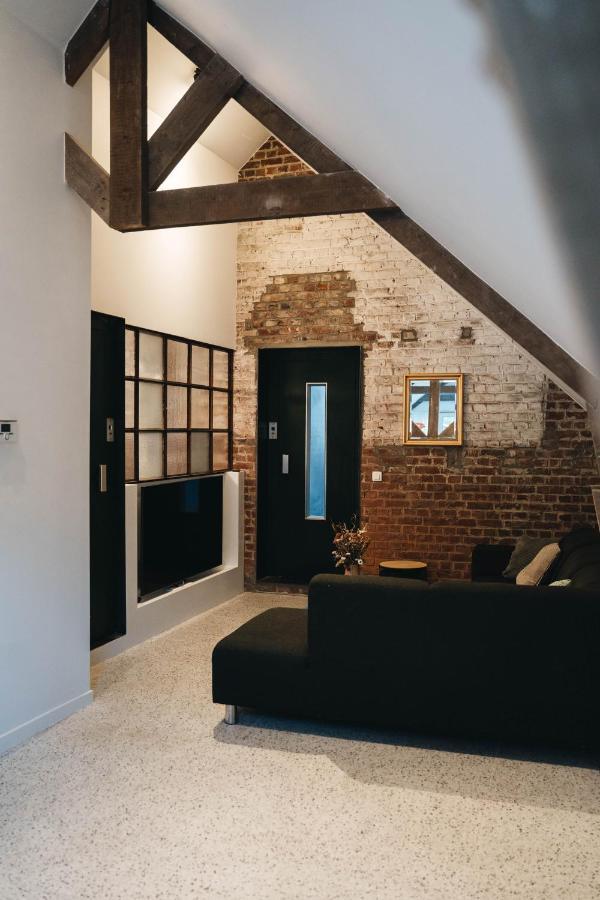 Gezellige Loft Met Twee Slaapkamers Ieper Bagian luar foto