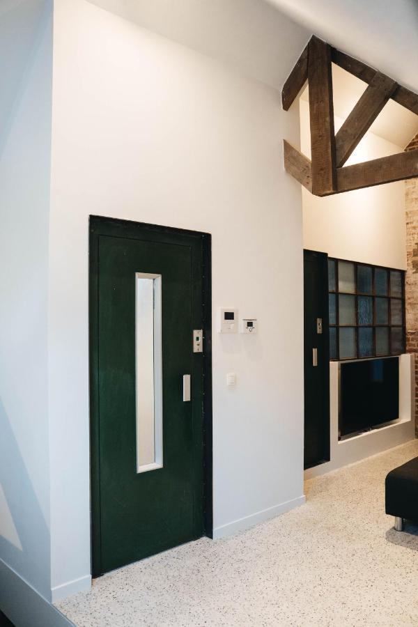 Gezellige Loft Met Twee Slaapkamers Ieper Bagian luar foto