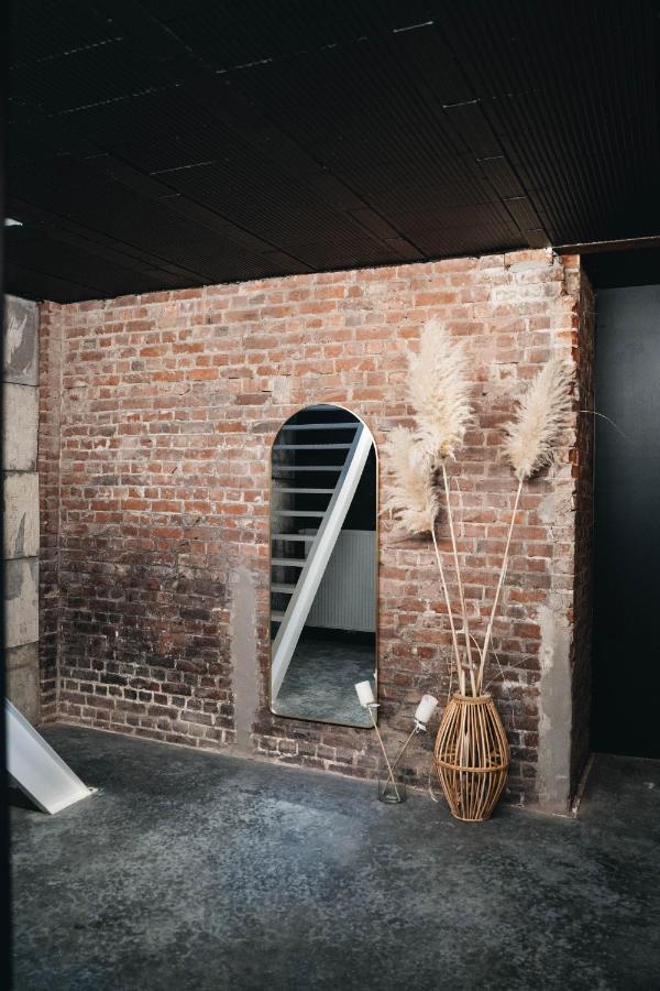 Gezellige Loft Met Twee Slaapkamers Ieper Bagian luar foto